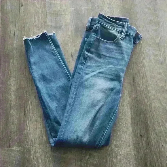 American eagle jeans - Picture 1 of 3